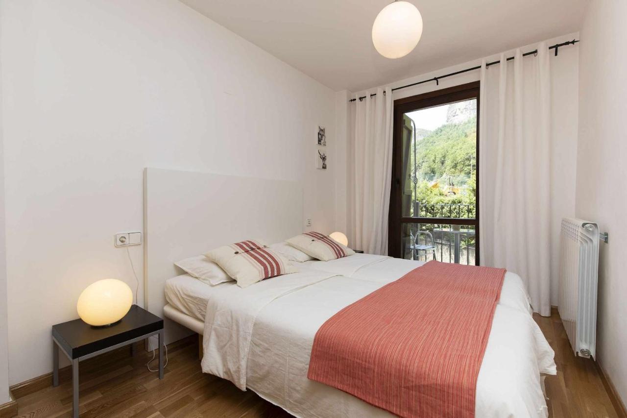 Casa Eguzkilore By Bevalle Escarrilla Buitenkant foto